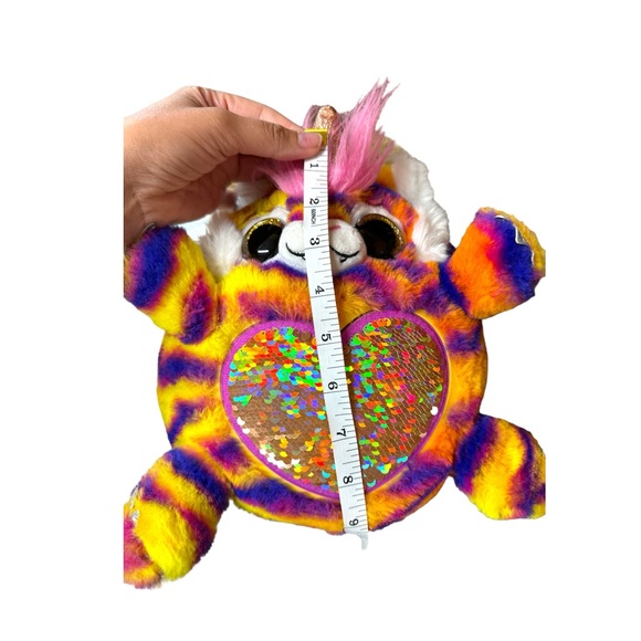 Zuru Rainbocorns Roxy Tigercorn 9” Plush Surprise Heart Jalapeno Yellow Striped - Picture 3 of 5